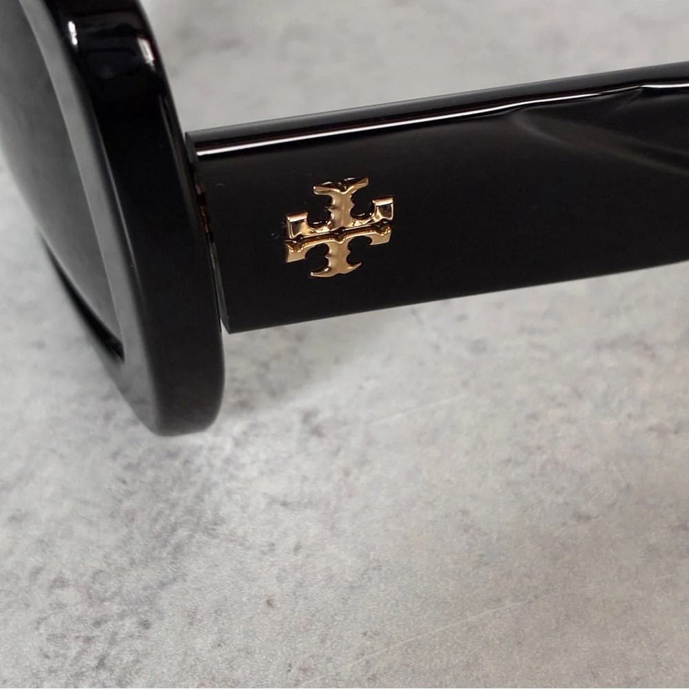 Tory Burch TY7179U 1709/87 Oversized Black Square Sunglasses NWOT w/ Case